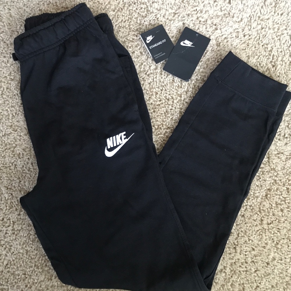 Nike Boys sweatpants - never been worn!